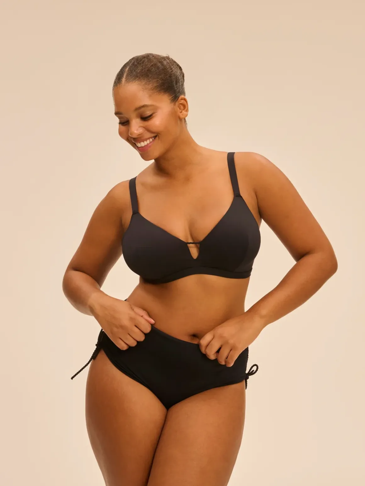 Haut de maillot de bain triangle avec armatures cachées - Noir