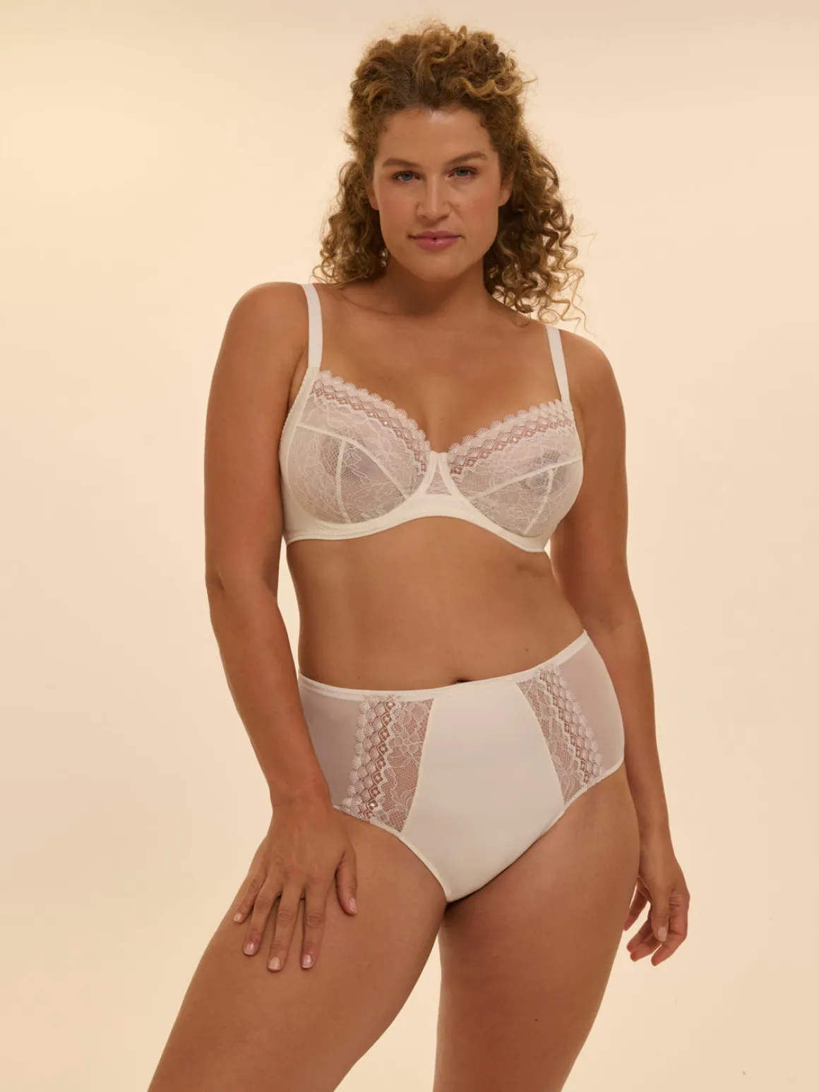 Soutien-gorge avec armature emboitant - Naturel