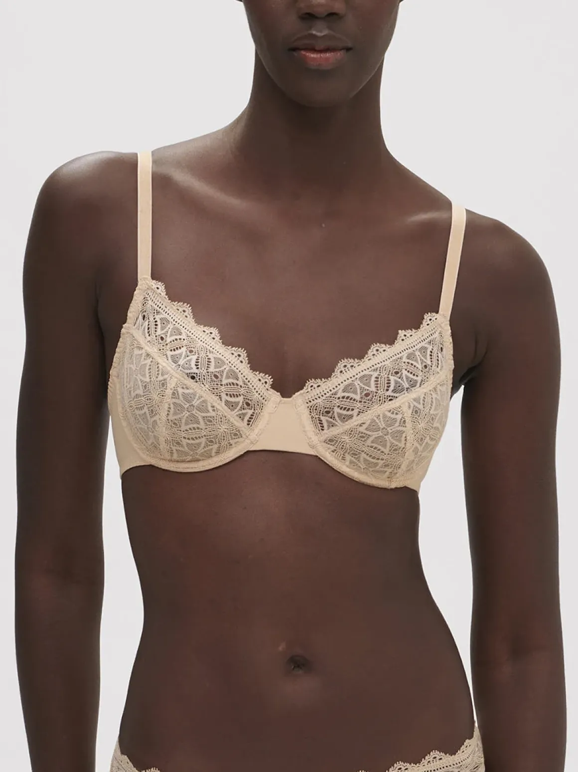 Soutien-gorge avec armatures classique - Vanille