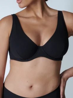 Soutien-gorge avec armatures décolleté plongeant - Noir