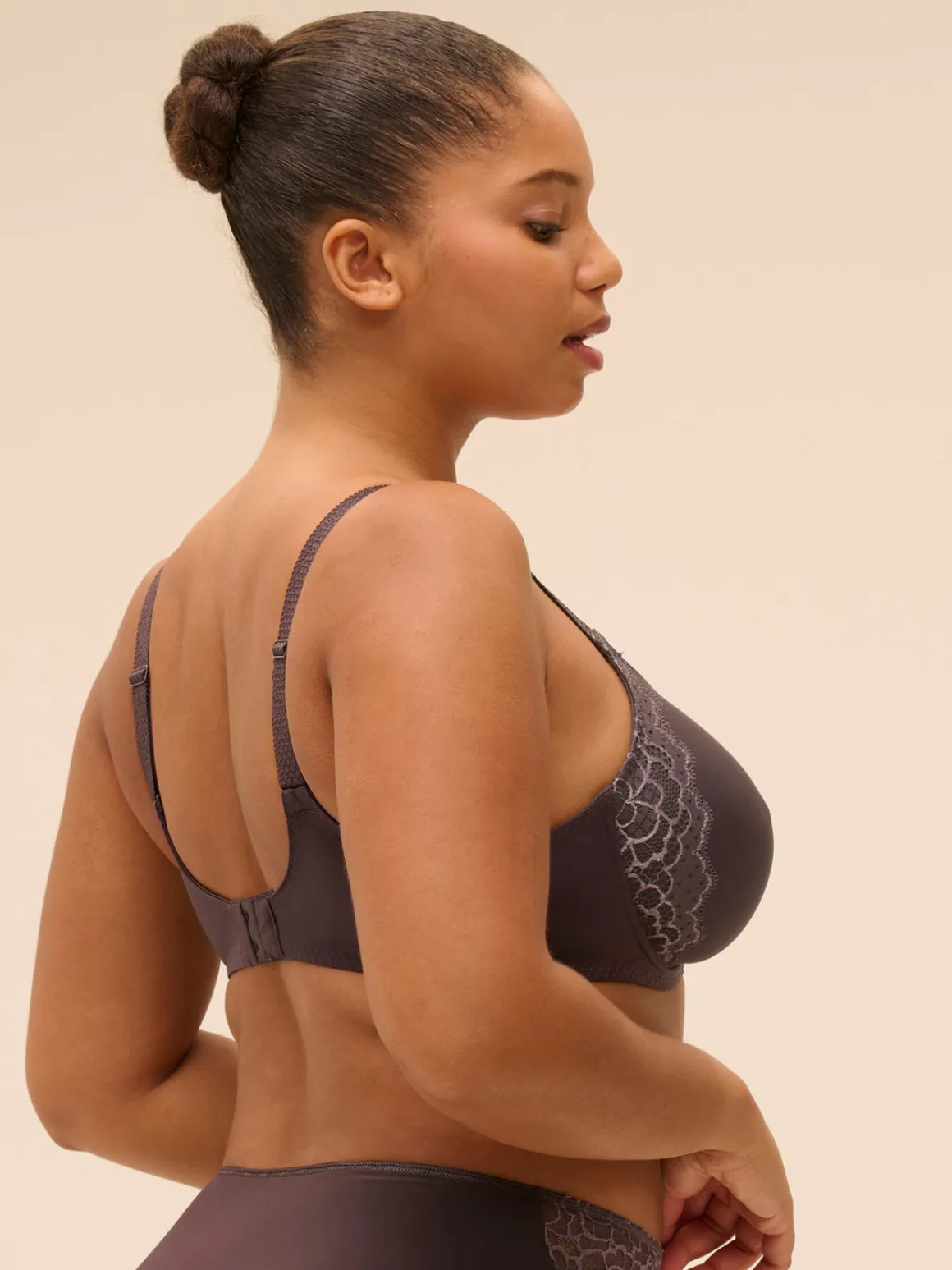 Soutien-gorge avec armatures moulé rigide - Gris Graphite