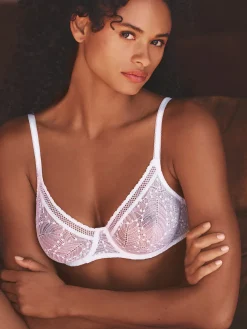 Soutien-gorge avec armatures moulé décolleté plongeant - Blanc