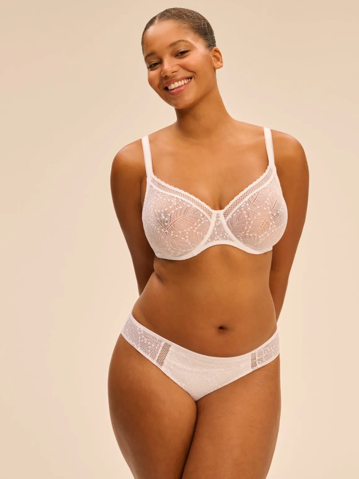 Soutien-gorge avec armatures moulé décolleté plongeant - Blanc