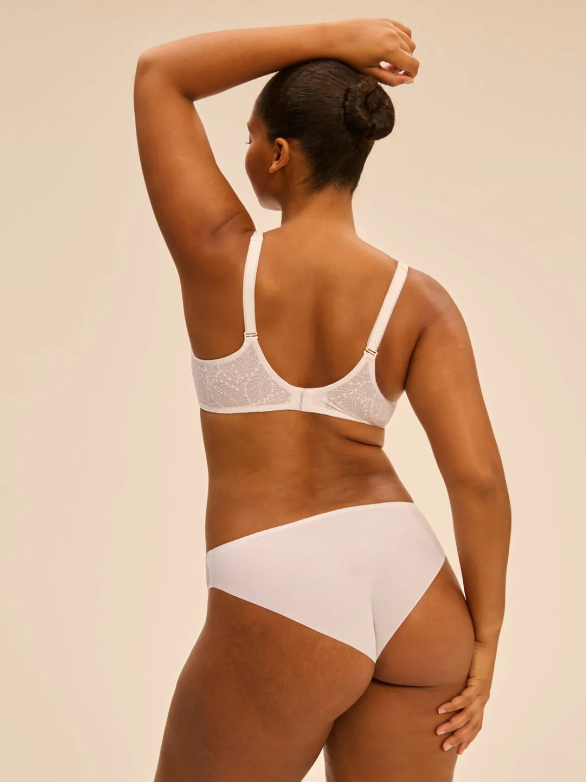 Soutien-gorge avec armatures moulé décolleté plongeant - Blanc