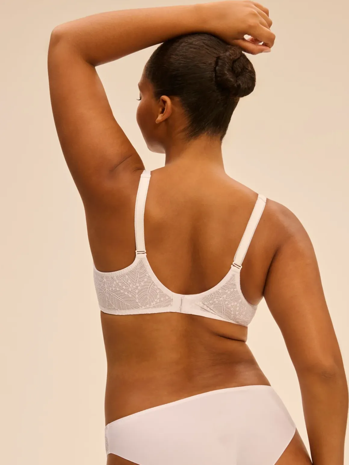 Soutien-gorge avec armatures moulé décolleté plongeant - Blanc