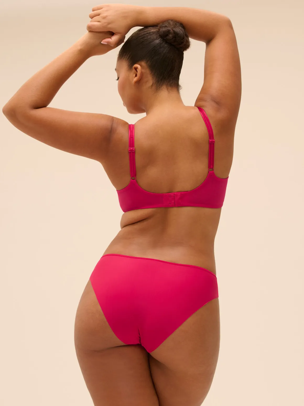 Soutien-gorge avec armatures décolleté carré - Cranberry