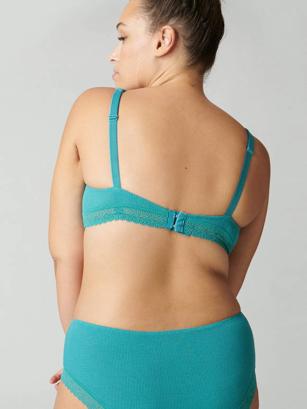 Soutien-gorge avec armatures décolleté plongeant - Bleu Saline