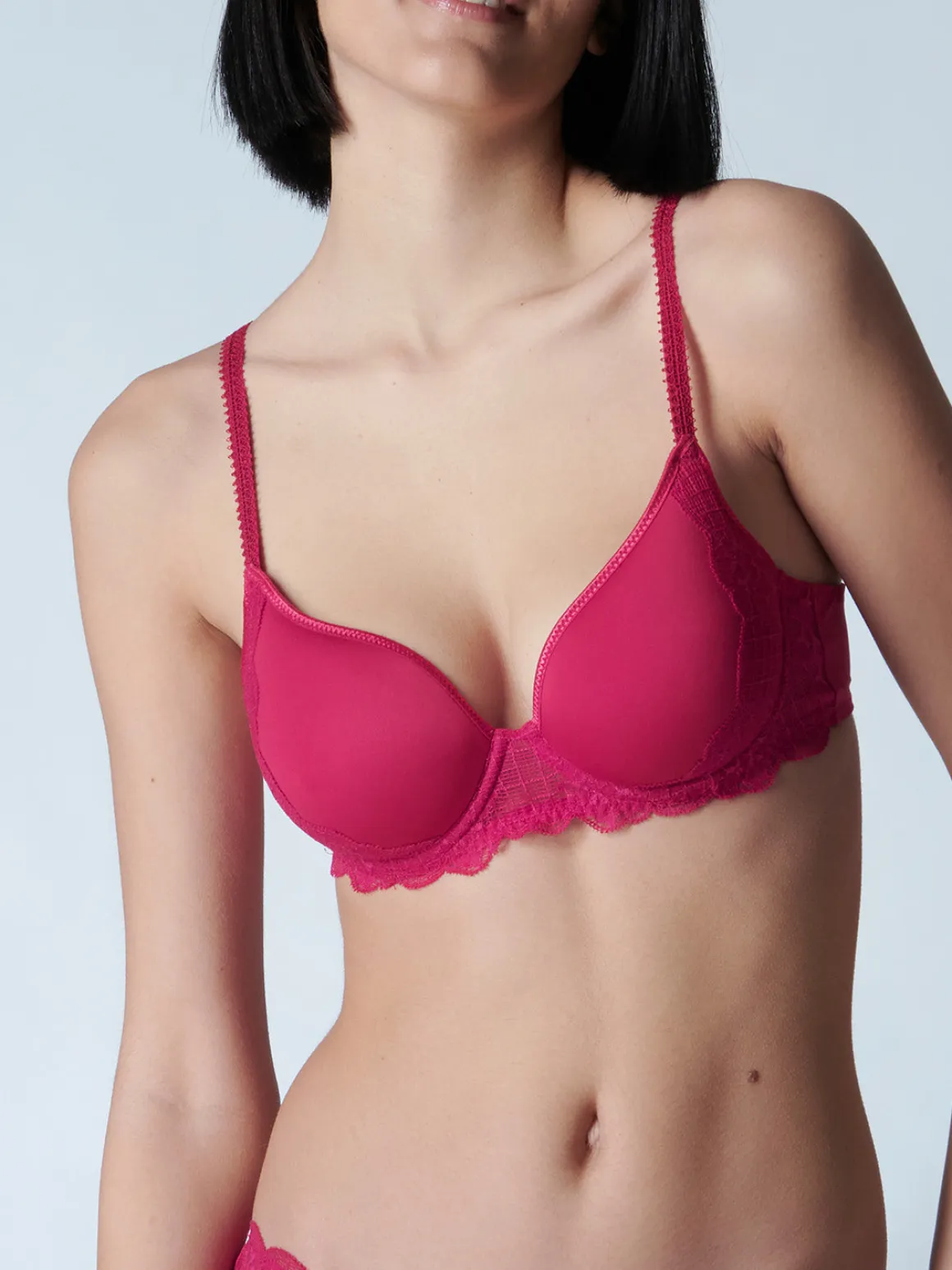 Soutien-gorge emboitant décolleté plongeant - Cranberry