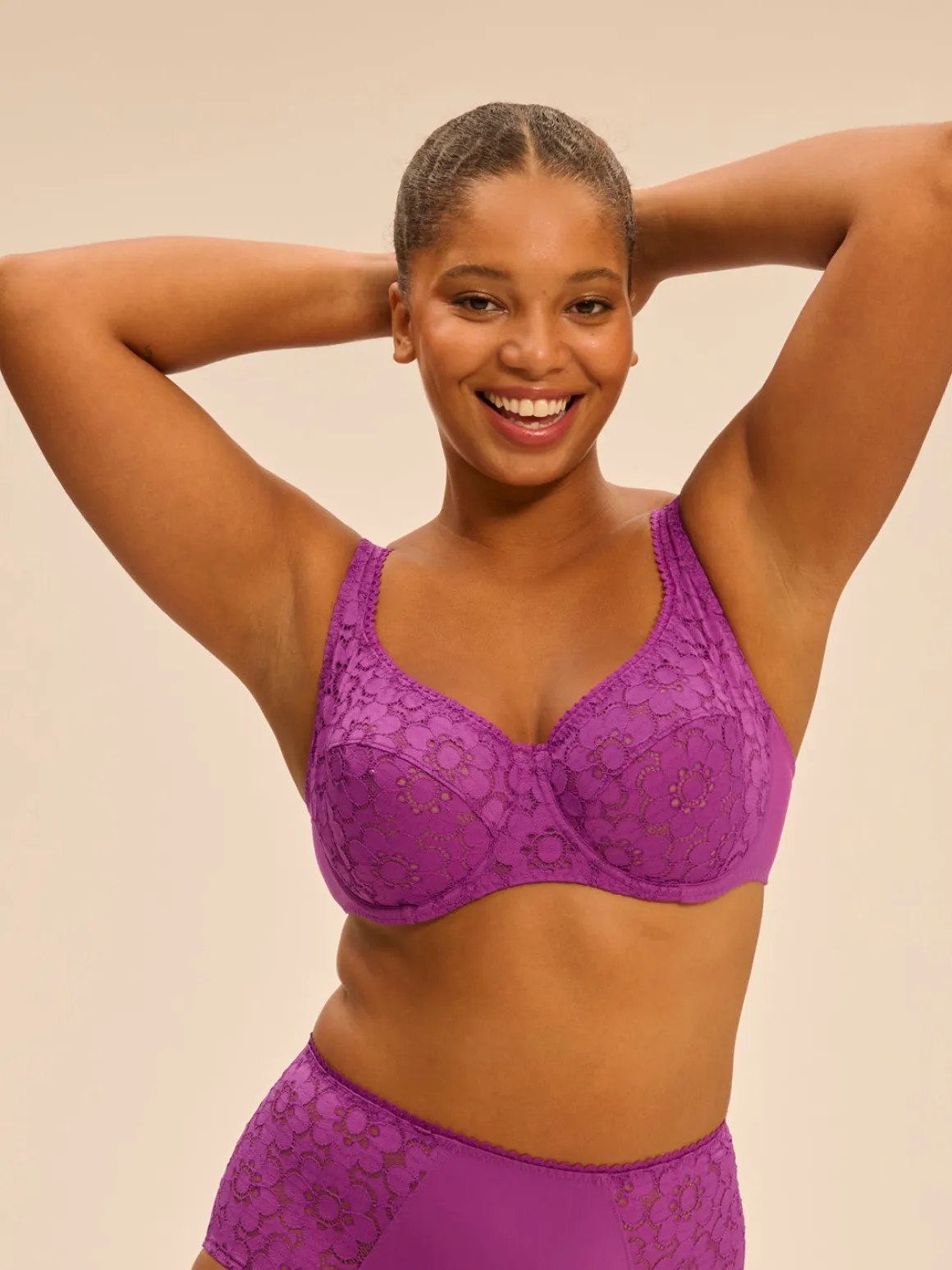 Soutien-gorge emboitant plongeant - Violet Divine