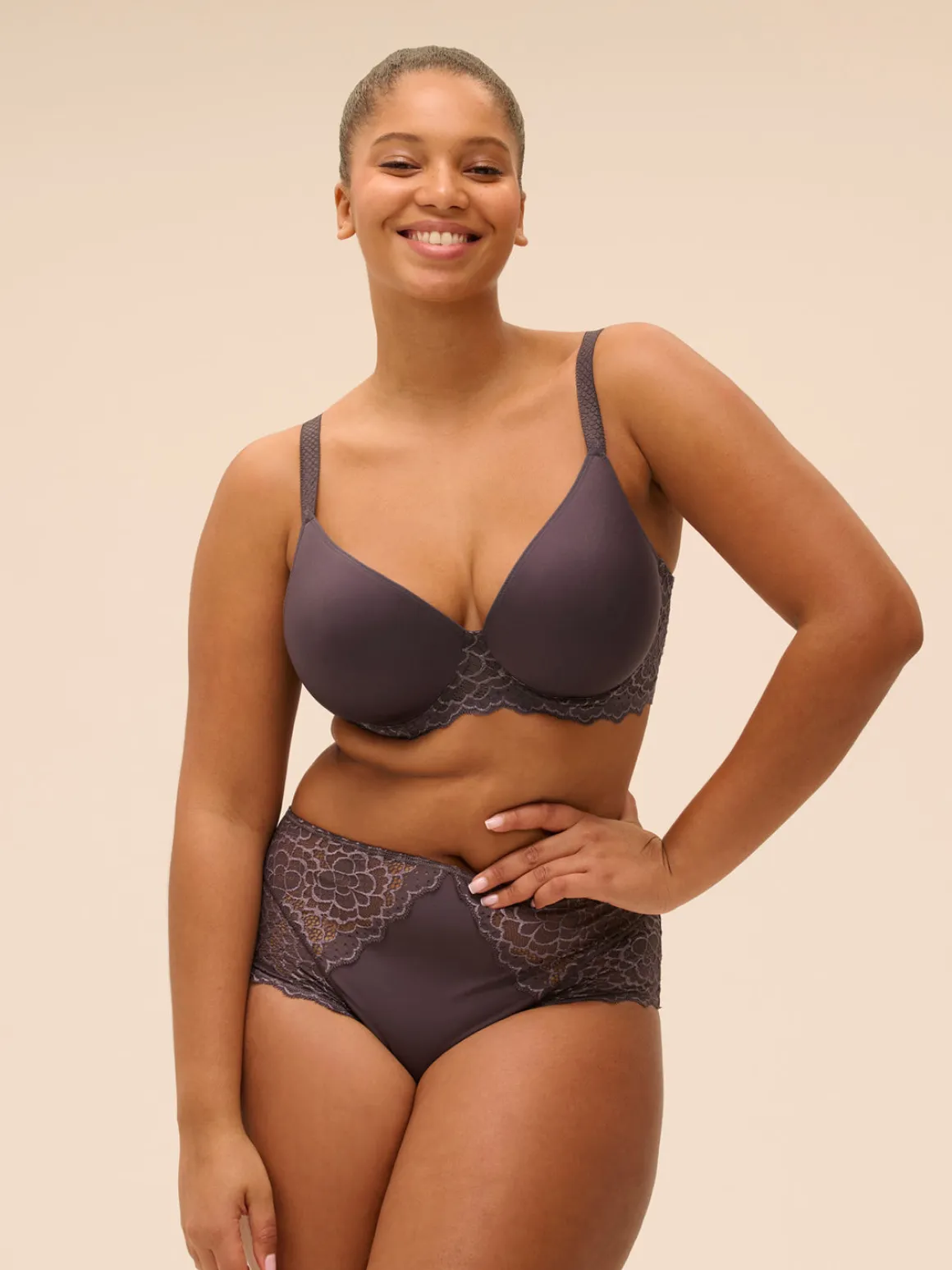 Soutien-gorge spacer décolleté plongeant - Gris Graphite