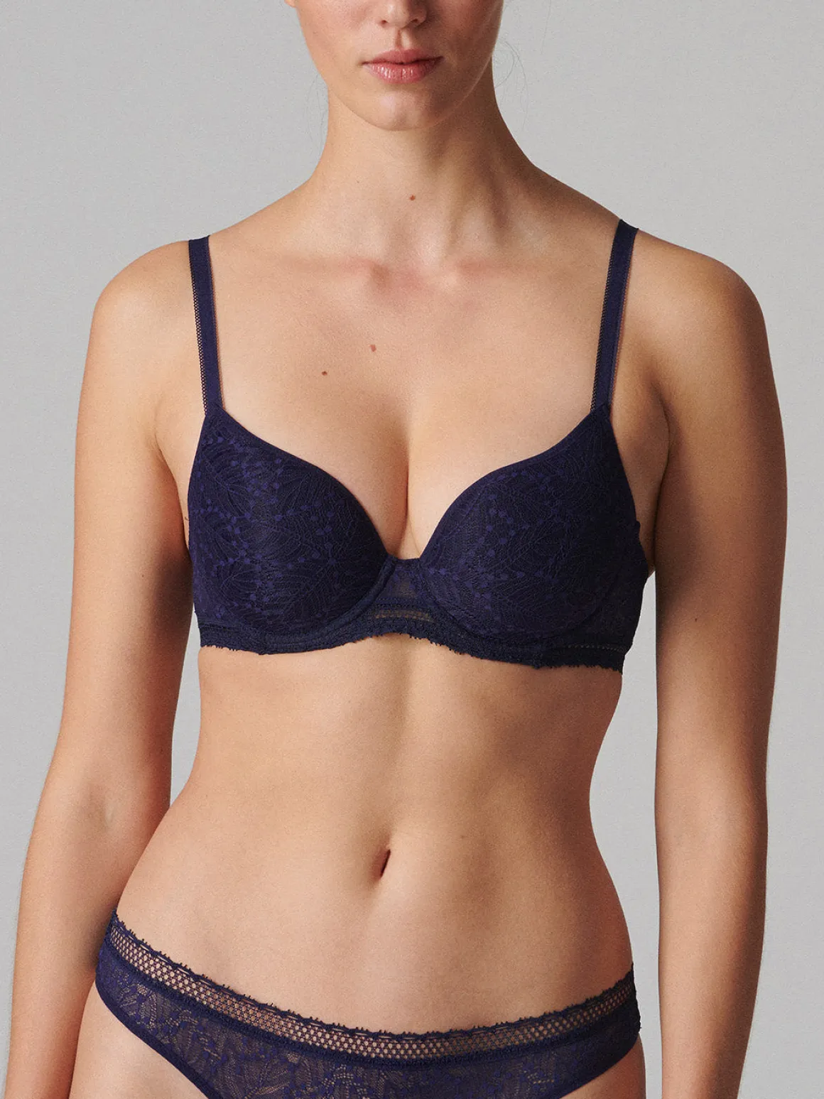 Soutien-gorge spacer décolleté plongeant - Minuit
