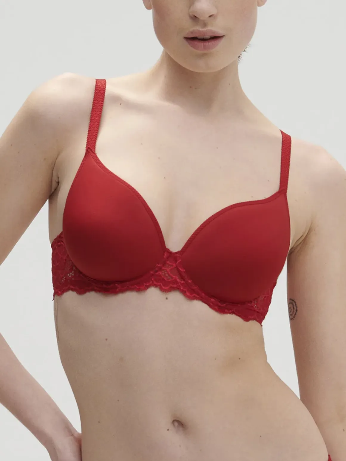Soutien-gorge spacer décolleté plongeant - Rouge Tango