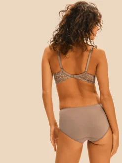 Soutien-gorge spacer décolleté plongeant - Grège