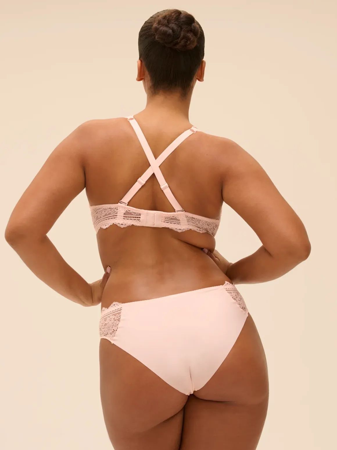 Soutien-gorge triangle avec armatures - Poudre Pétale