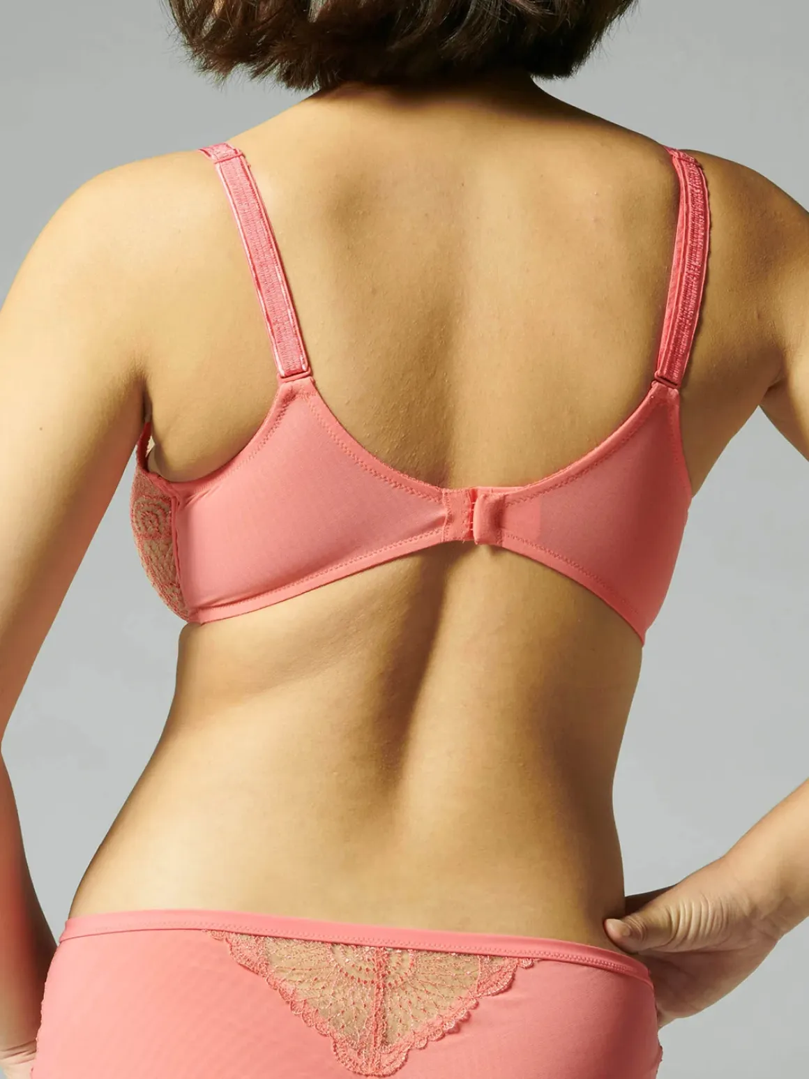 Soutien-gorge triangle emboitant décolleté plongeant - Papaye