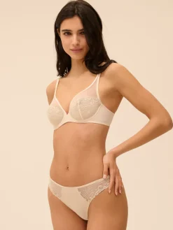 String - Beige Topaze